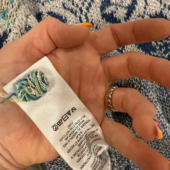 Anthropologie PILCRO Blue and White Patterned Women's Top - Picture 8 of 10